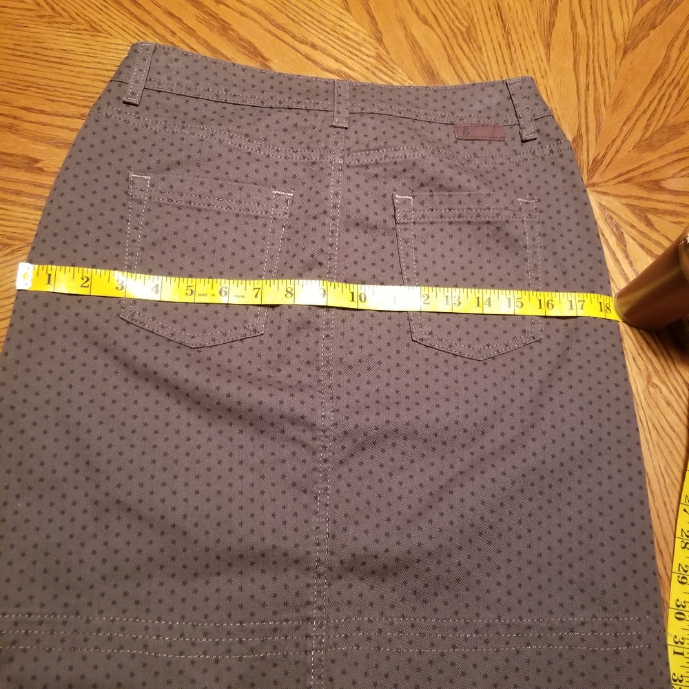 Boden Star Print Denim Skirt - Picture 6 of 9